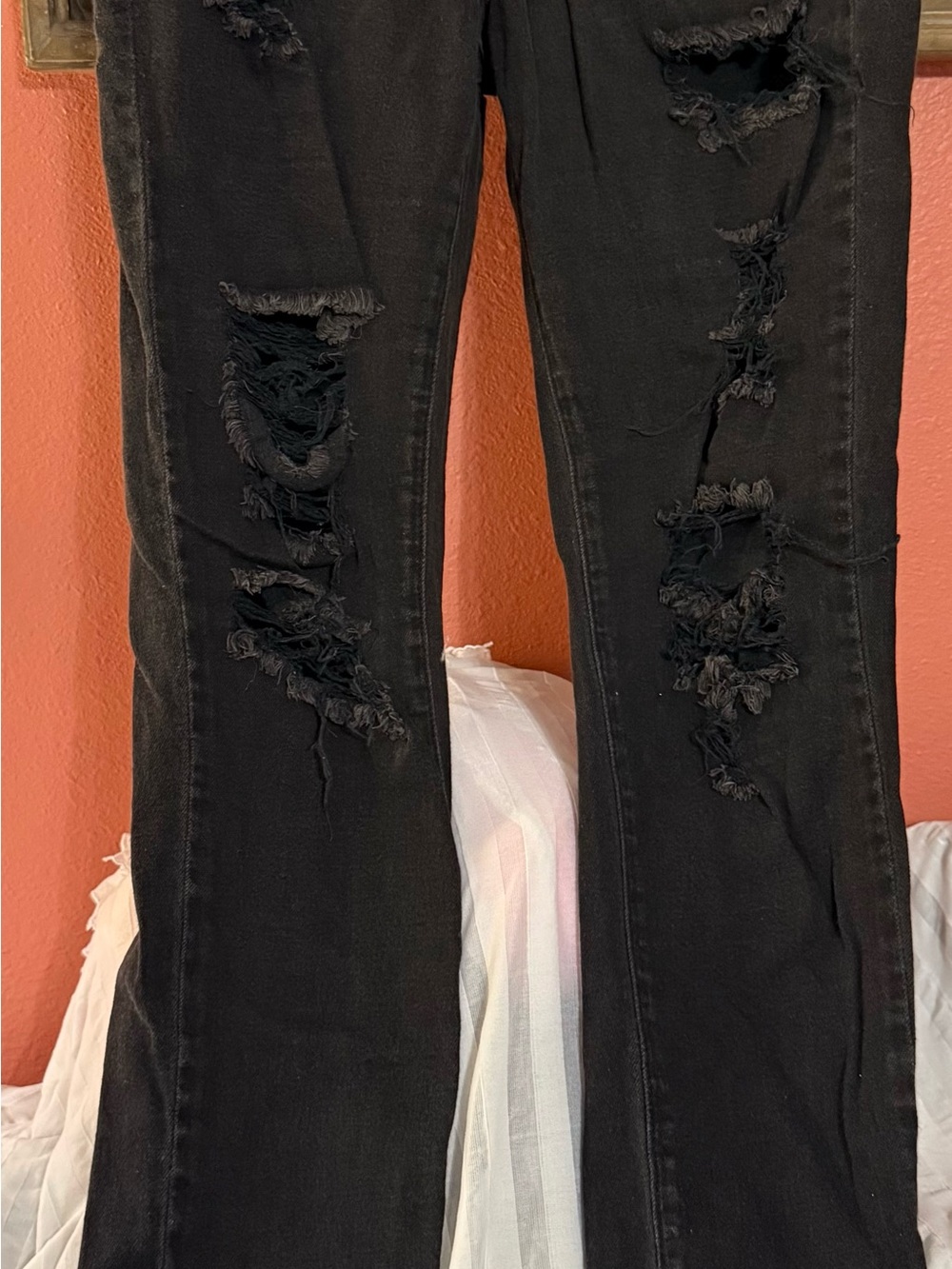KanCan Black Distressed Skinny Jeans. Size 27